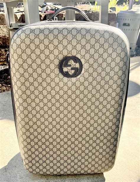 coeur gucci|gucci leather suitcase.